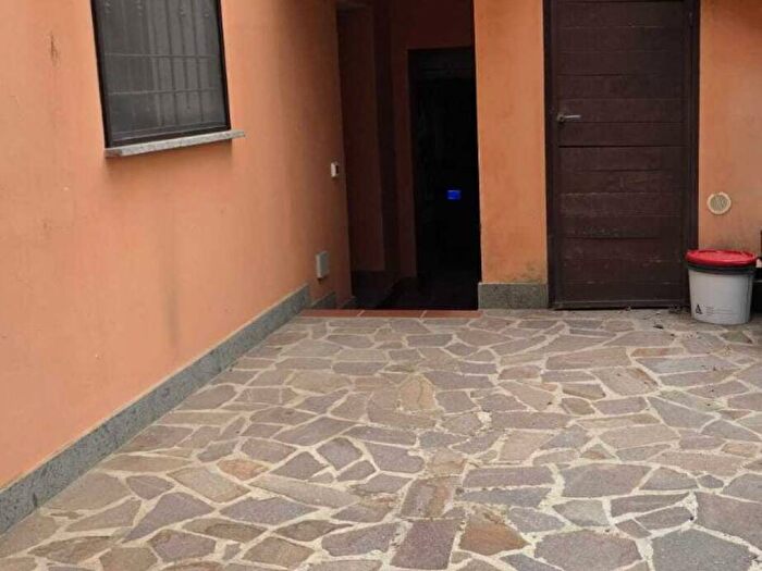 Appartamento trilocale in affitto in Via Campagnanese, Morlupo