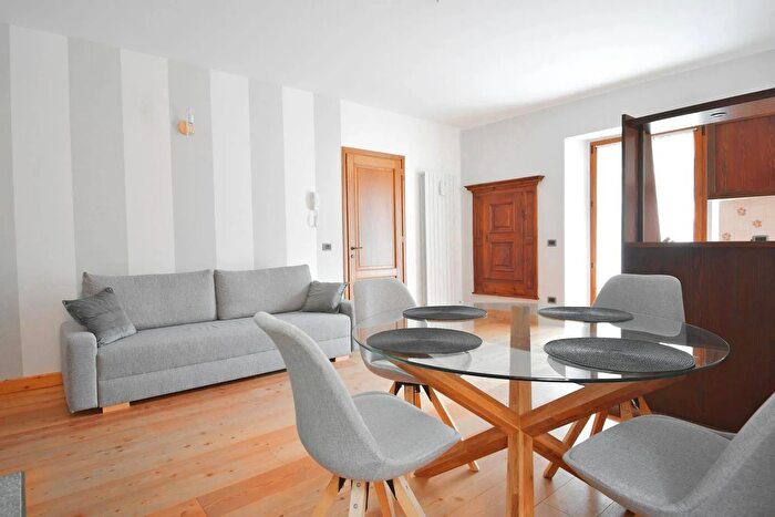 Appartamento trilocale in vendita in Via SantAntonio Baceno, Baceno