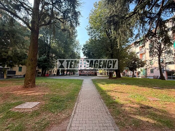 Appartamento bilocale in vendita in Viale Ungheria, Milano