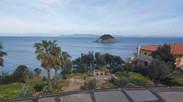 Casa con 6 locali in vendita in Rio