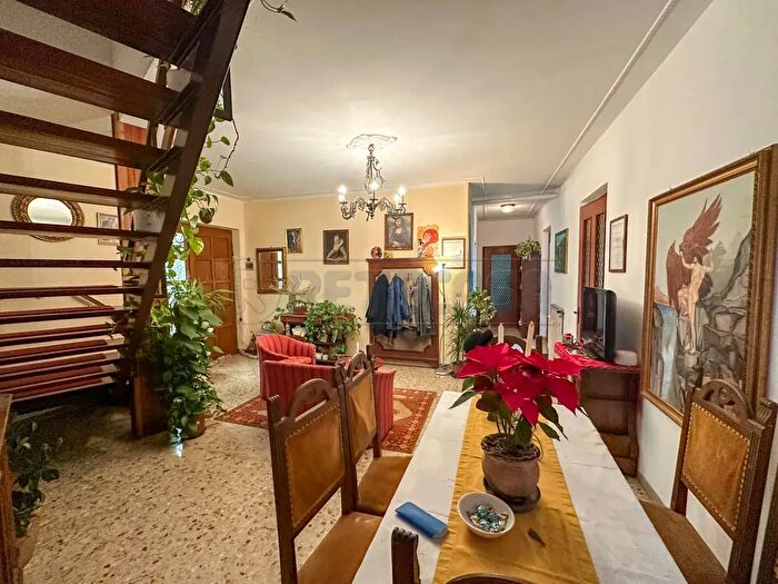 Casa con 9 locali in vendita in Via Crosere, Latisana