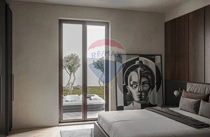 Appartamento quadrilocale in vendita in Via Principe di Piemonte, Casoria