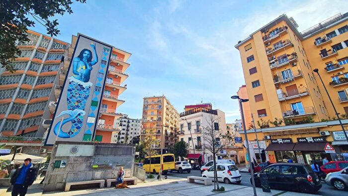 Appartamento bilocale in vendita in Piazza Francesco Muzii, Napoli