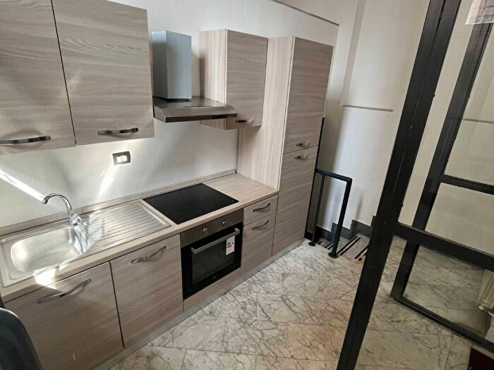 Appartamento monolocale in affitto in Via Gianfrancesco Fiochetto, Aurora, Torino