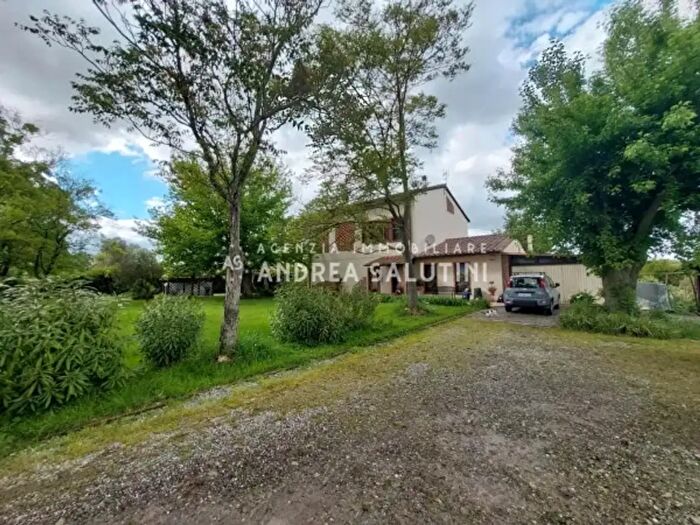 Casa con 6 locali in vendita in Via Antonio Pacinotti, Pontedera