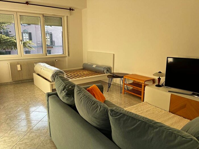 Appartamento monolocale in affitto in Via Alfredo Oriani, Velate Avigno, Varese