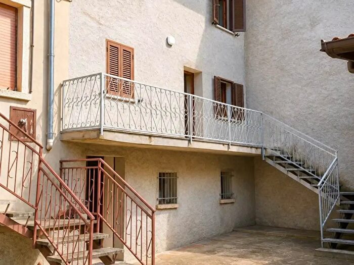 Casa quadrilocale in vendita in Bettola