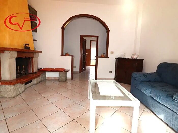 Appartamento con 5 locali in vendita in Badia Agnano, Bucine