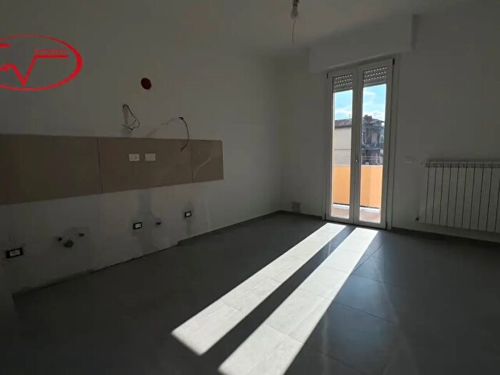 Appartamento trilocale in affitto in Via Po, Montevarchi