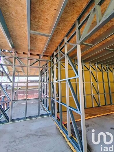 Casa con 10 locali in vendita in Via Kennedy, Marino