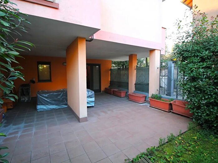 Appartamento trilocale in vendita in Via Canova, Legnano