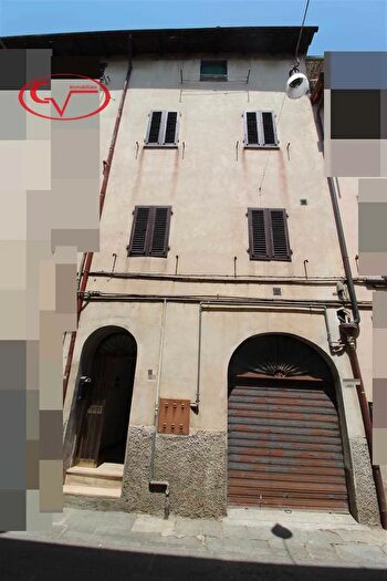 Casa con 6 locali in vendita in Via Concino Concini, Terranuova Bracciolini