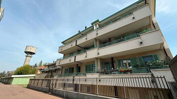 Appartamento bilocale in vendita in Via XXIII Marzo, Melegnano