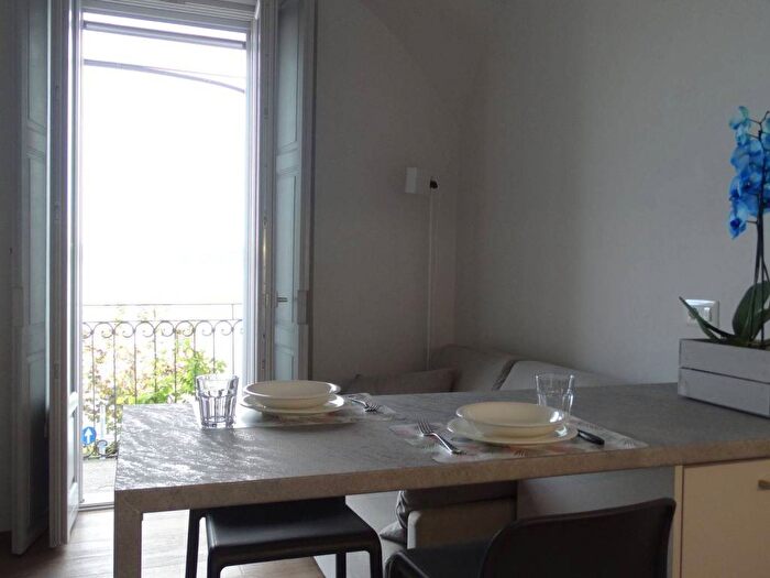 Appartamento bilocale in affitto in Via Giuseppe Mazzini, Belgirate