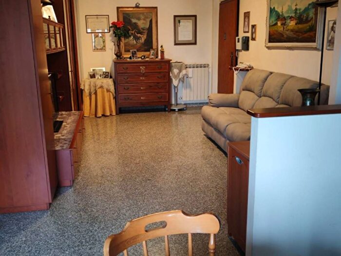 Appartamento trilocale in affitto in Via Trieste, Sambuceto, San Giovanni Teatino