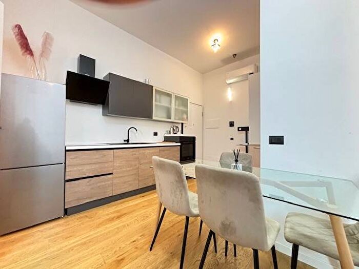 Appartamento quadrilocale in affitto in Via Andrea Cesalpino, Gorla, Milano