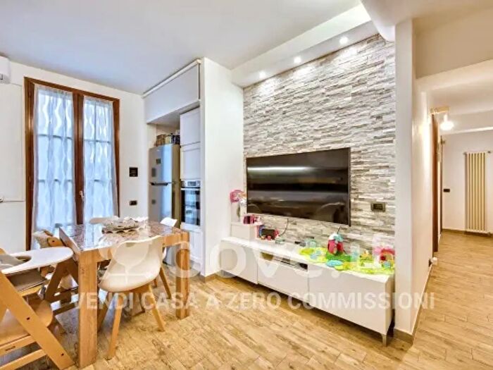 Appartamento trilocale in vendita in Via dei Confini, Campi Bisenzio