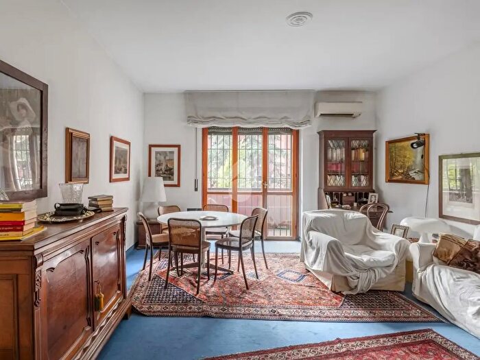 Appartamento quadrilocale in vendita in Via Giovanni Scheiwiller, Milano