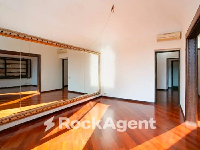 Appartamento quadrilocale in affitto in Corso dItalia, Roma