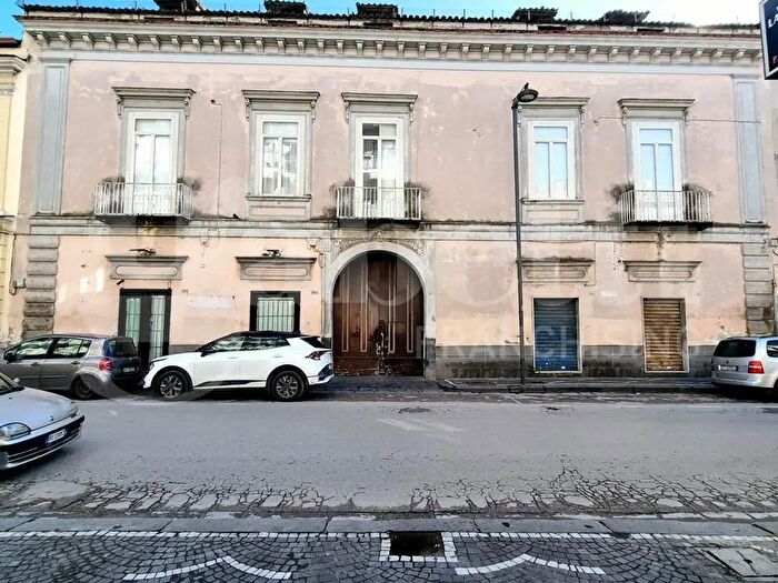 Casa con 5 locali in vendita in Corso Umberto, Caivano