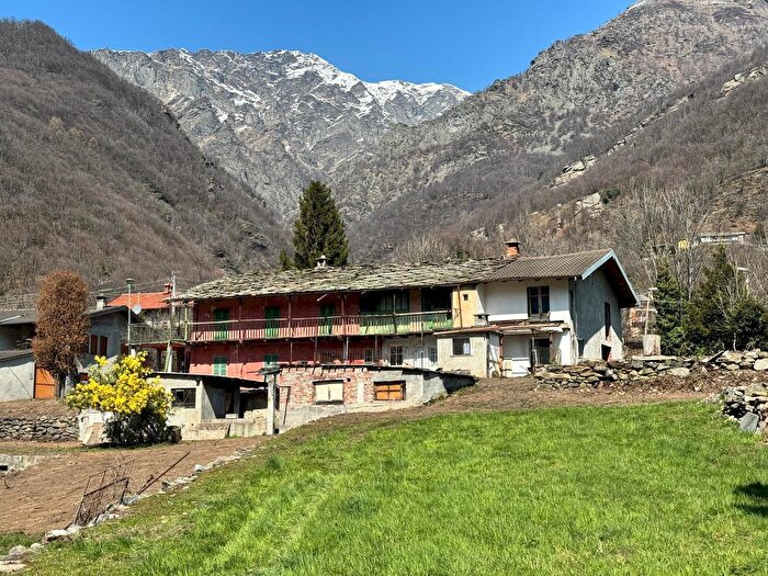 Casa monolocale in vendita in Borgata Basana, Villar Pellice