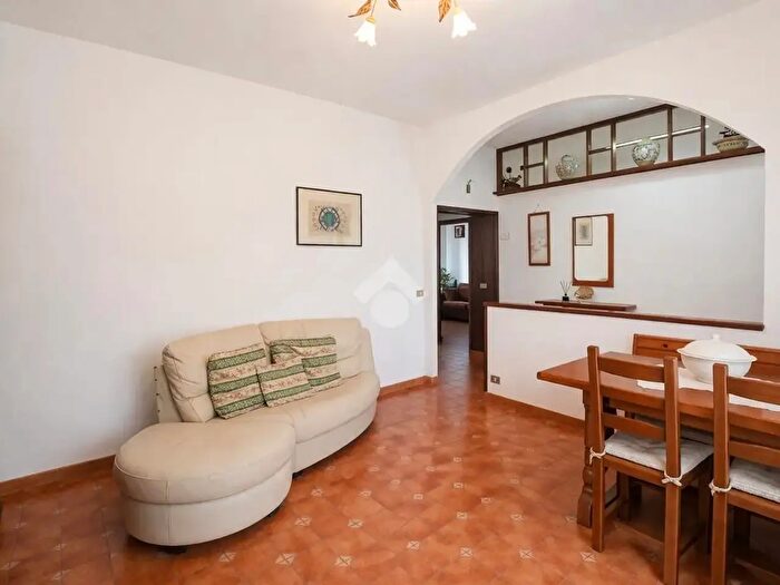 Appartamento con 5 locali in vendita in Via Morandini, Vicopisano