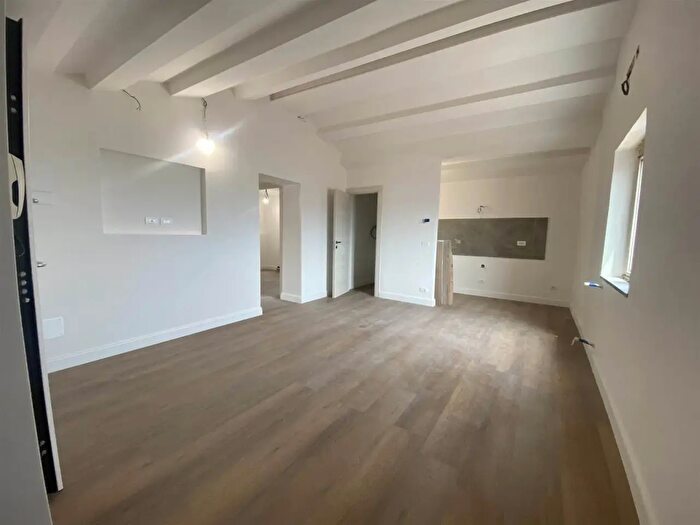 Appartamento trilocale in vendita in Signa