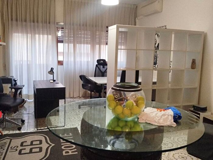 Appartamento trilocale in affitto in Via Alfredo Catalani, Africano Villa Chigi, Roma