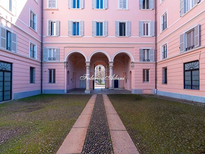 Appartamento trilocale in affitto in Piazzale Baracca, Vercelli Wagner, Milano