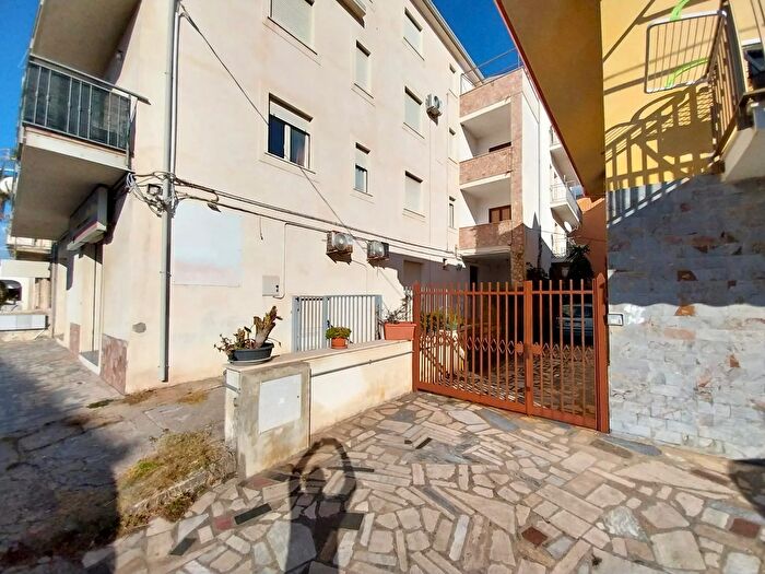 Appartamento con 5 locali in vendita in Belvedere Marittimo