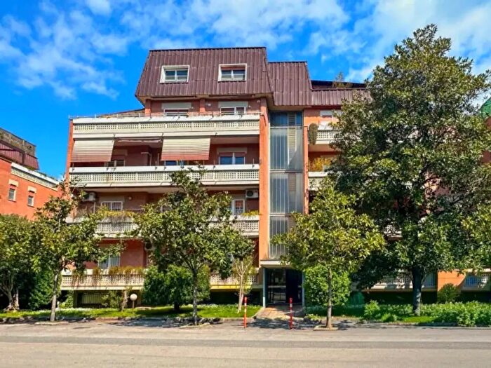 Appartamento quadrilocale in vendita in Viale dei Volsci, Latina