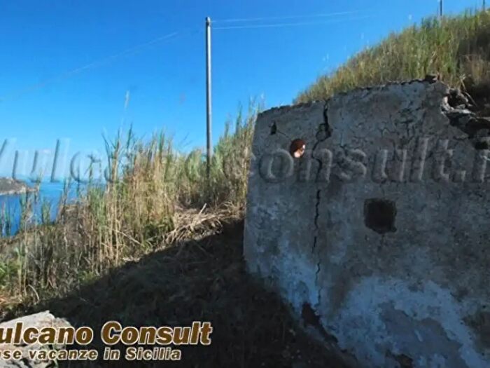 Casa monolocale in vendita in Contrada Unci, Lipari