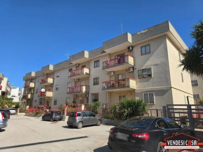 Appartamento quadrilocale in vendita in Via Fieno, Adelfia