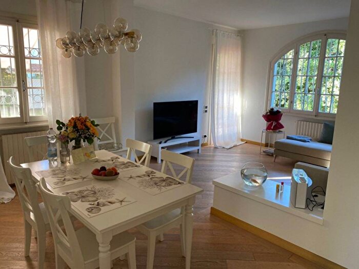 Casa con 5 locali in affitto in Via Gorizia, Vittoria Apuana, Forte dei Marmi