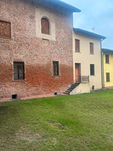 Casa con 6 locali in vendita in Via Francana, Pavia