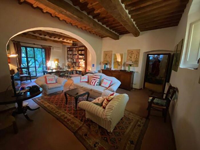 Casa con 5 locali in affitto in Capalbio