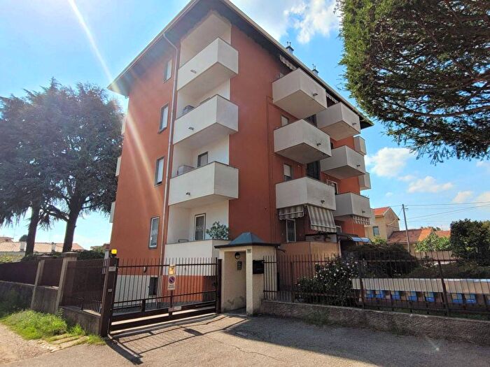 Appartamento trilocale in vendita in Via Quintino Sella, Beata Giuliana, Busto Arsizio