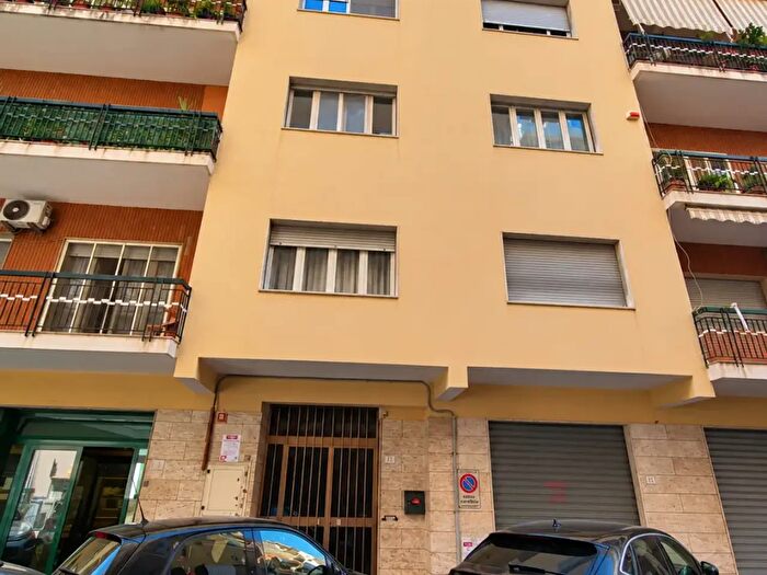 Appartamento con 5 locali in vendita in Viale Aldo Moro, Reggio di Calabria