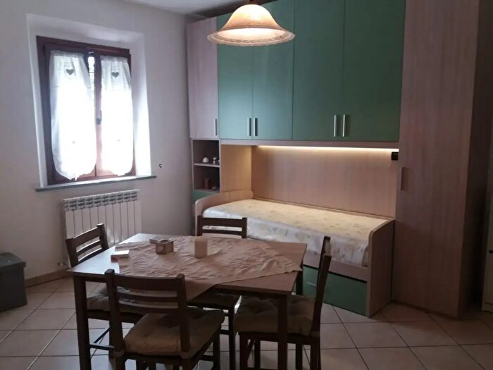 Appartamento monolocale in affitto in Empoli
