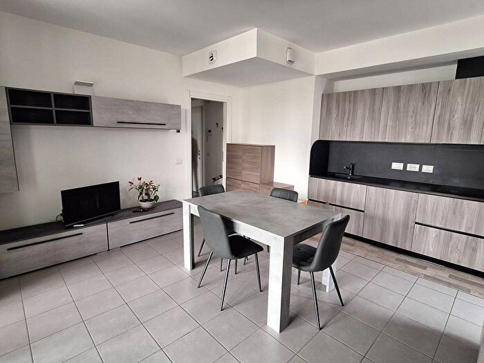 Appartamento trilocale in affitto in Via Gottlieb Wilhelm Daimler, Uptown Mind Cascina Merlata, Milano