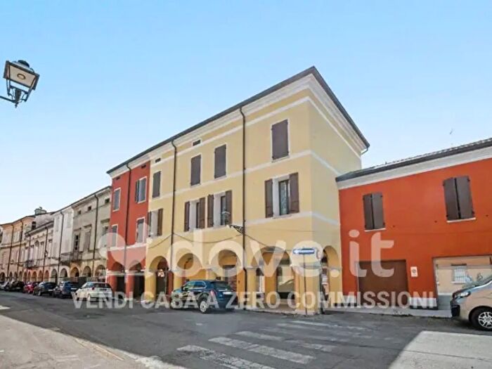 Appartamento quadrilocale in vendita in Via della Pace, Concordia Sulla Secchia