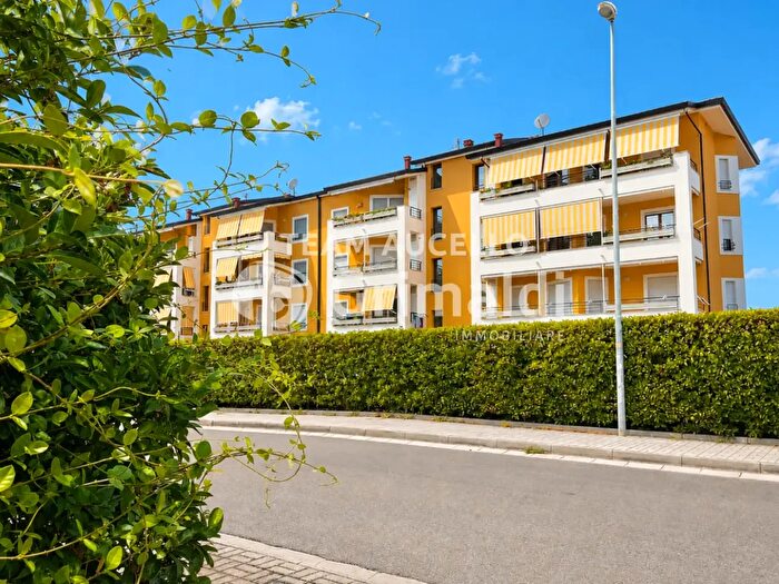 Appartamento trilocale in vendita in Via Toscana, Montecorvino Pugliano