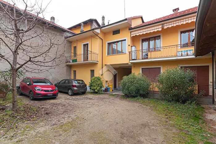 Case in Vendita e in Affitto - 3