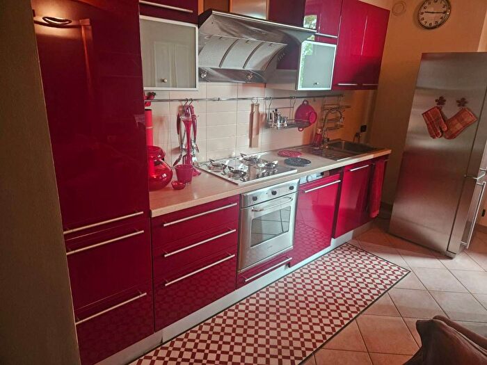 Appartamento bilocale in affitto in Via Monte Grappa, Rovellasca