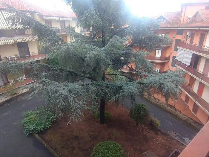 Appartamento con 6 locali in vendita in Via John Fitzgerald Kennedy, Acireale