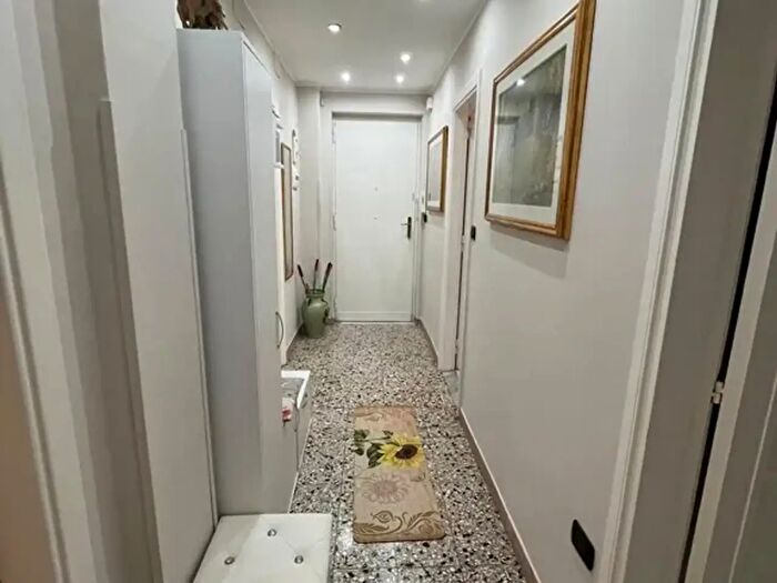 Appartamento trilocale in vendita in Piazza Dante, Catanzaro
