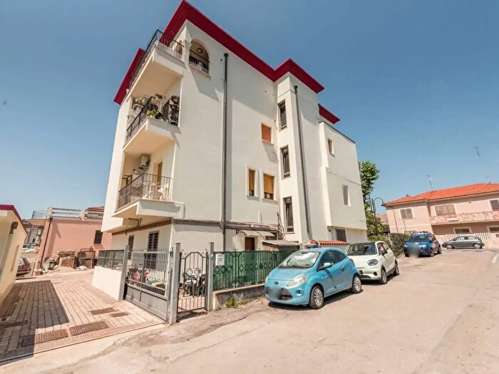 Appartamento bilocale in vendita in Via Pascoli, Montesilvano