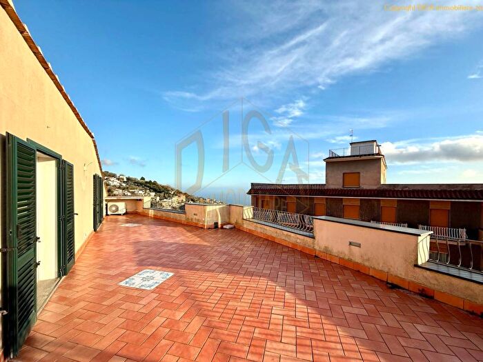 Casa bilocale in affitto in Corso Sant'Agata, Centro, Massa Lubrense