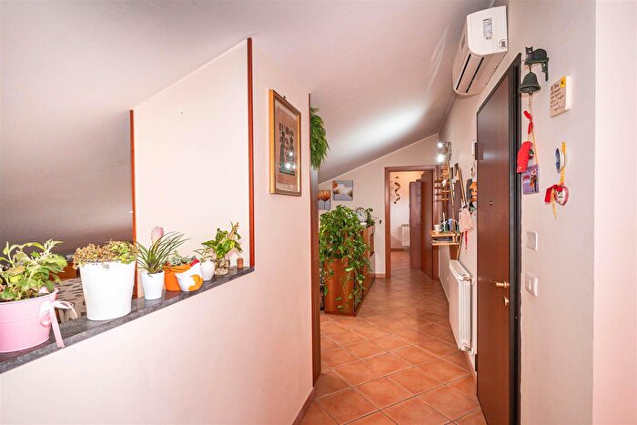 Appartamento bilocale in vendita in Via Giuseppe Garibaldi, Viagrande