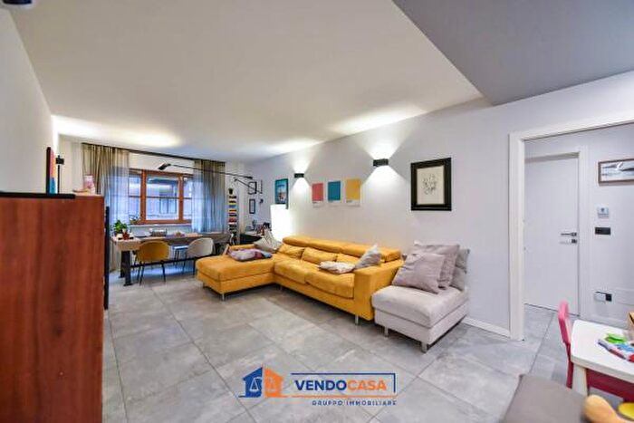 Appartamento quadrilocale in vendita in Via Le Chiuse, Torino